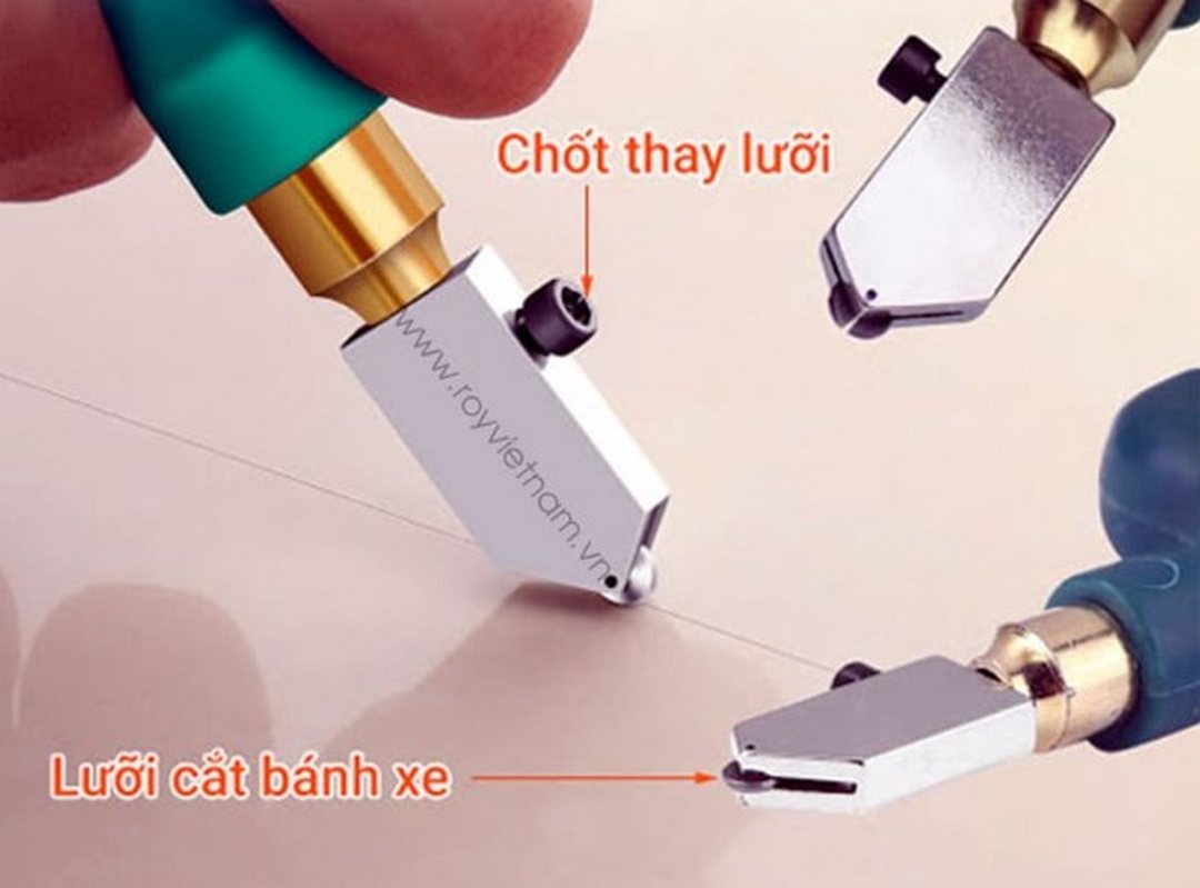 Dao cắt kính bao gồm lưỡi cắt, chốt thanh lưỡi…