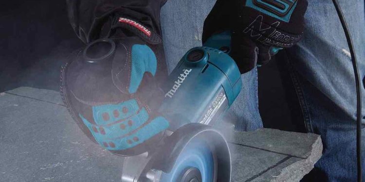 Máy mài cầm tay có rất nhiều ưu điểm cho người dùng