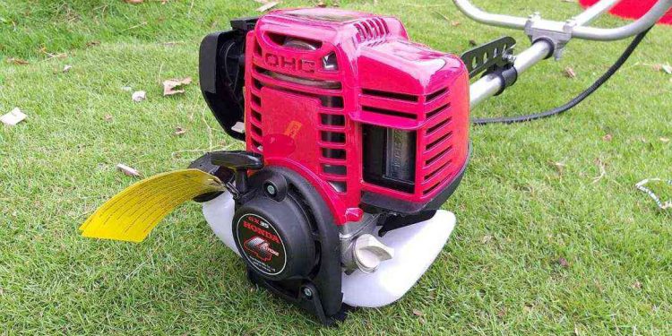 Máy cắt lúa mini cầm tay Honda GX35 của Nhật Bản