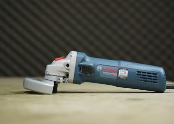 Các yếu tố cần xem xét khi chọn mua máy cắt mini