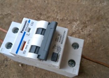 Aptomat chống giật là một lựa chọn tuyệt vời.