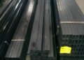 Giá thép hộp chữ nhật phụ thuộc vào nhiều yếu tố