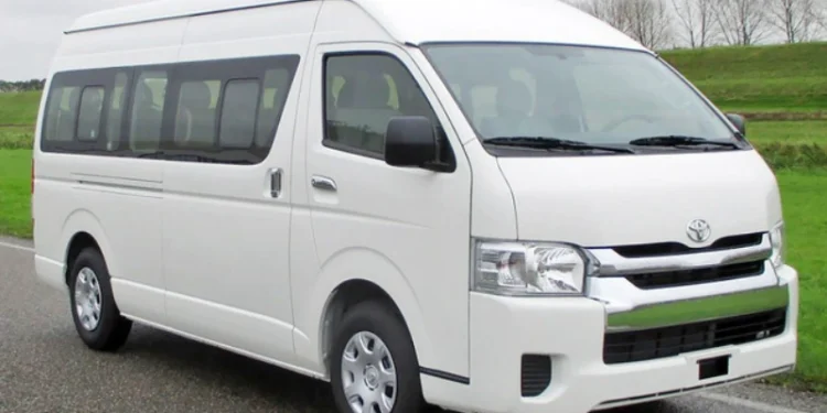 Tìm hiểu giá Toyota Hiace tại otodaibang.com