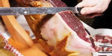 Mua đùi heo Tây Ban Nha tại Rượu AK